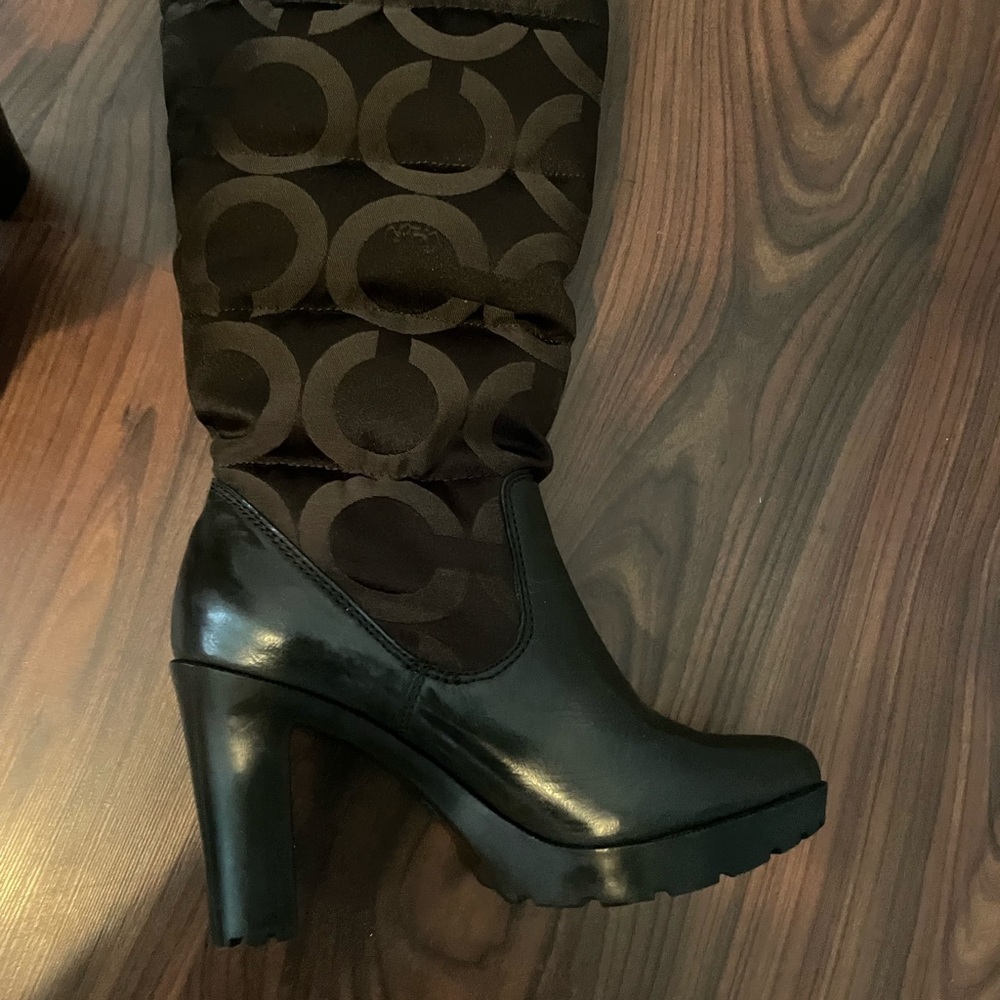 Coach Loryn womens brown quilted high heel rain boots tall puffer logo - Picture 10 of 16